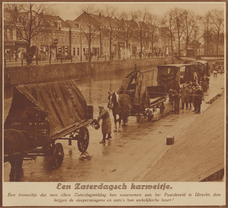 54942 Gezicht op de loskade langs het Paardenveld in Wijk C te Utrecht, waar sleperswagens gereinigd worden.